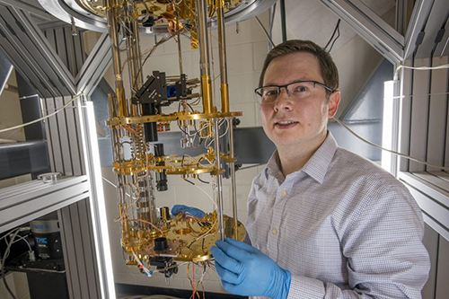 Condensed Atomic Molecular Physics (CAMP) Seminar - Ilya Sochnikov