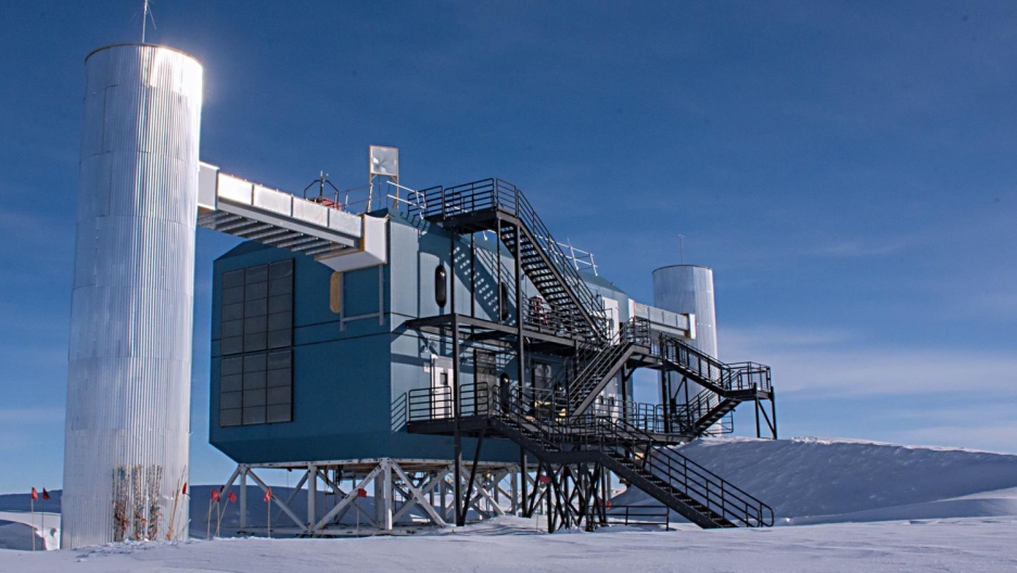 Neutrinos